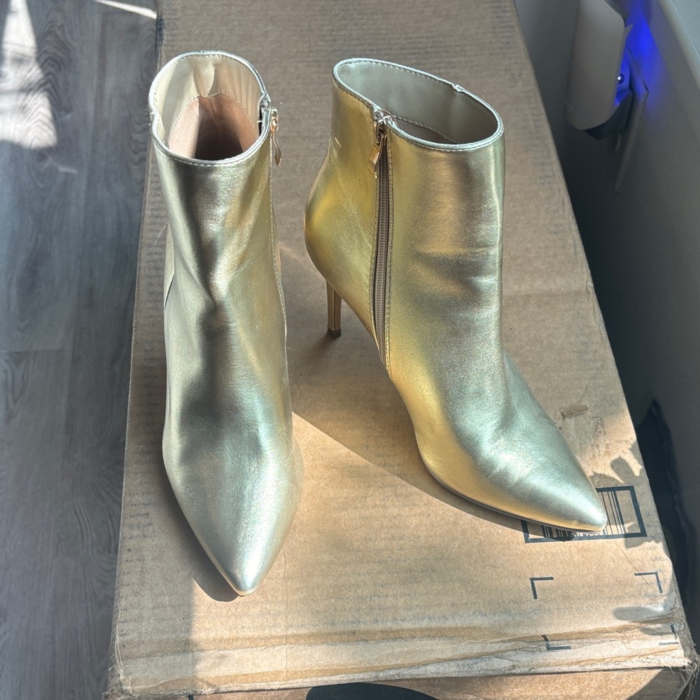 Lulu's Metallic Gold Heeled Boots